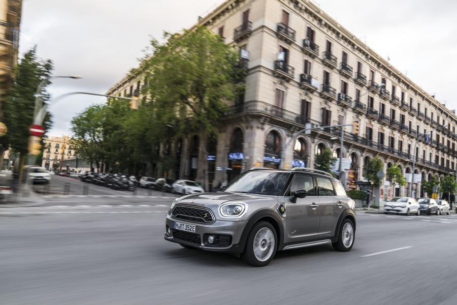  Mini Cooper S E Countryman ALL4 (F60) 2017 года  (WW) (фото 127 из 173)
